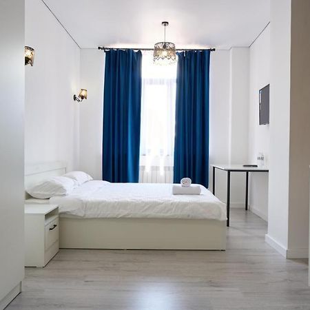 7Days Hotel Almaty Ngoại thất bức ảnh