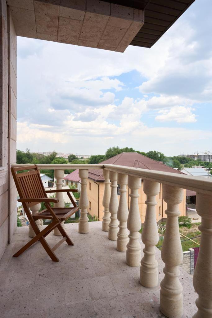 7Days Hotel Almaty Ngoại thất bức ảnh