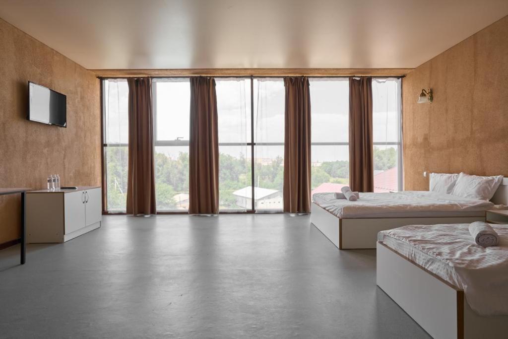 7Days Hotel Almaty Ngoại thất bức ảnh